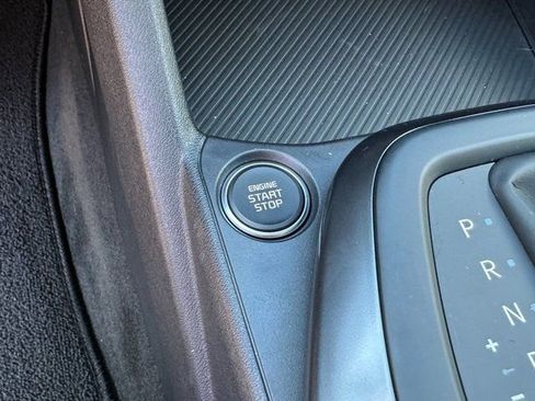 New 2025 Kia K4 LXS image 22