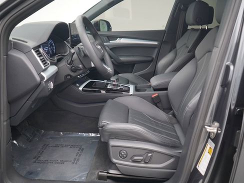 Used 2024 Audi Q5 2.0T Premium Plus w/ Premium Plus Package image 6