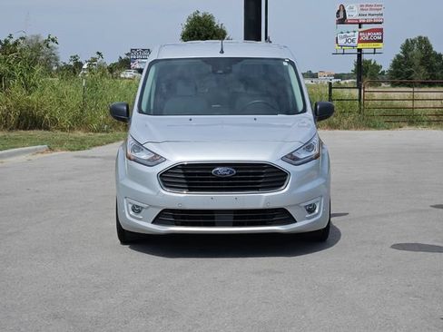 Used 2022 Ford Transit Connect XLT FWD image 2