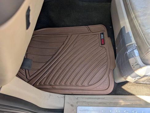 Used 2015 Lincoln Navigator L 2WD w/ Equipment Group 101A Reserve image 7