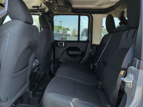 Used 2023 Jeep Wrangler Unlimited w/ Cold Weather Group image 13