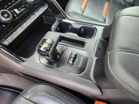 Used 2023 GMC Sierra 1500 AT4 w/ AT4 Premium Package image 19