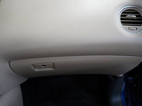 Used 2019 Nissan Pathfinder SV image 36