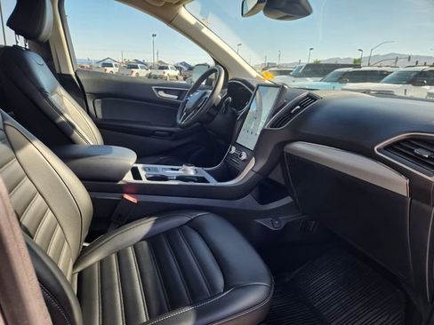 Used 2021 Ford Edge SEL AWD/4WD image 18