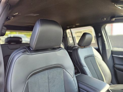 New 2026 Jeep Grand Cherokee Altitude RWD image 23