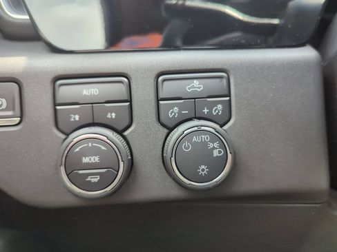 Certified 2024 Chevrolet Silverado 1500 LT AWD/4WD image 23