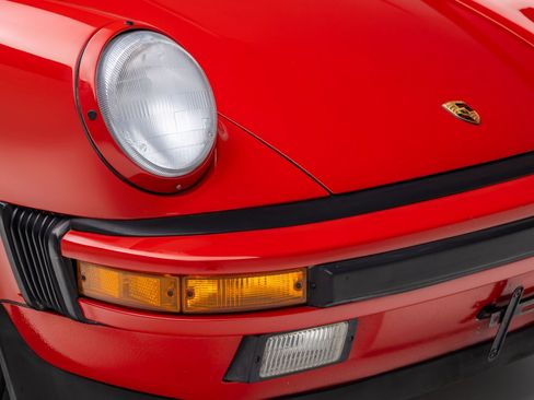 Used 1988 Porsche 911 Carrera RWD image 38