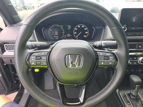 Used 2025 Honda Civic Sport image 16