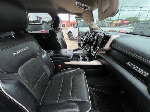 Used 2020 RAM 1500 Laramie AWD/4WD image 12