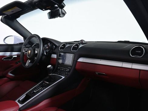 Certified 2025 Porsche 718 Boxster GTS RWD image 18