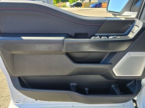 Used 2025 Ford F150 Raptor AWD/4WD image 9