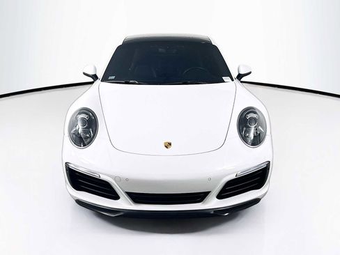 Certified 2019 Porsche 911 Carrera S image 6