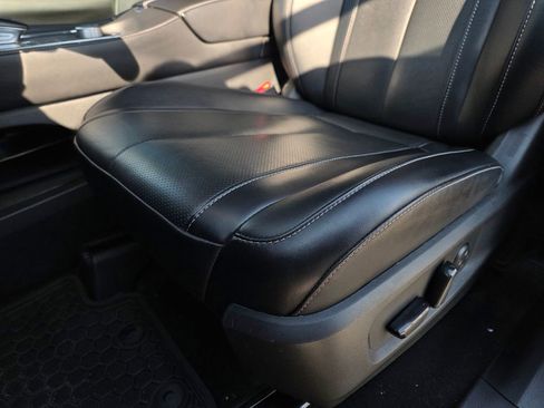 Used 2024 INFINITI QX60 Luxe image 23