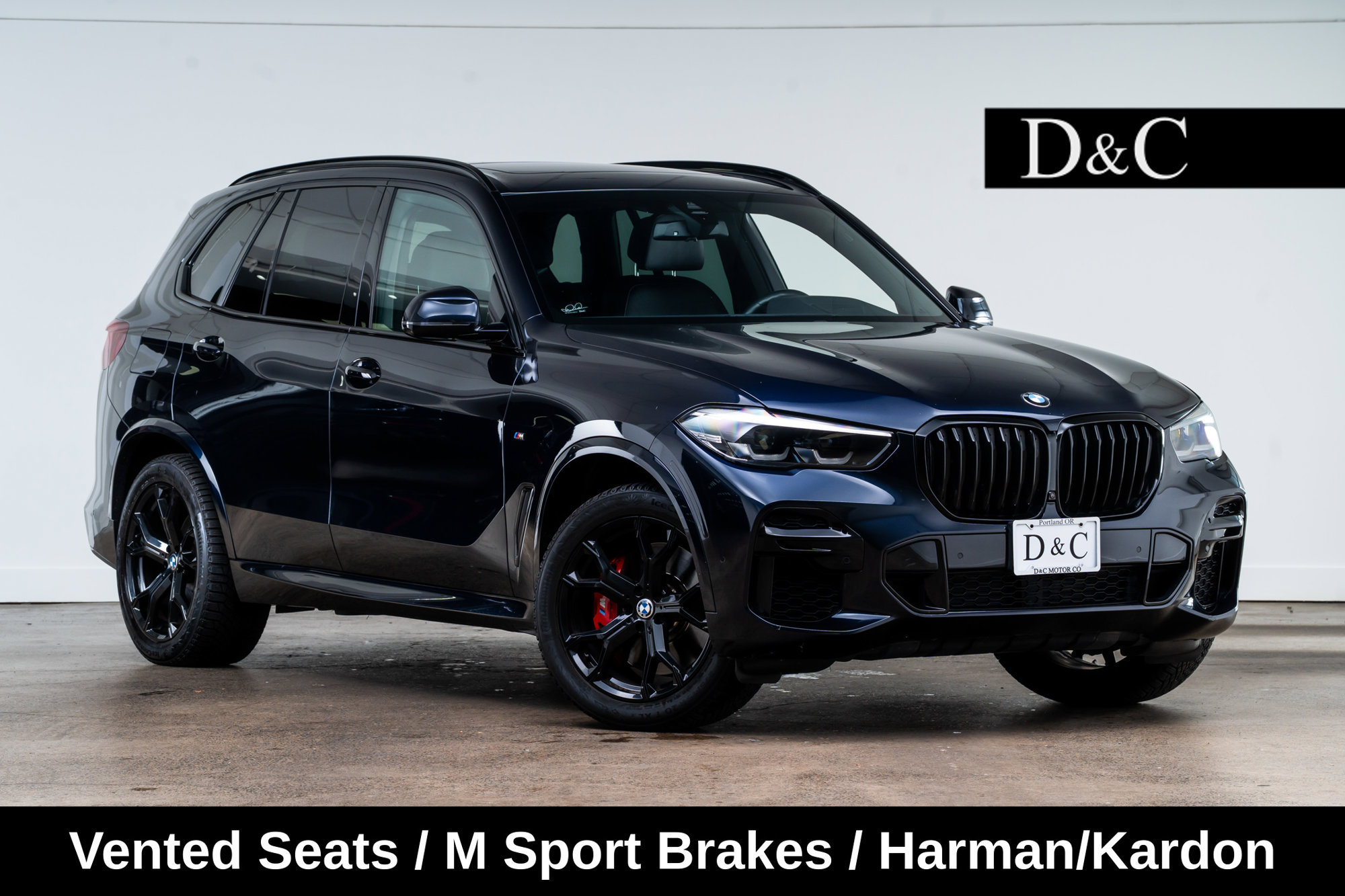 Used 2022 BMW X5 M50i AWD/4WD image 1