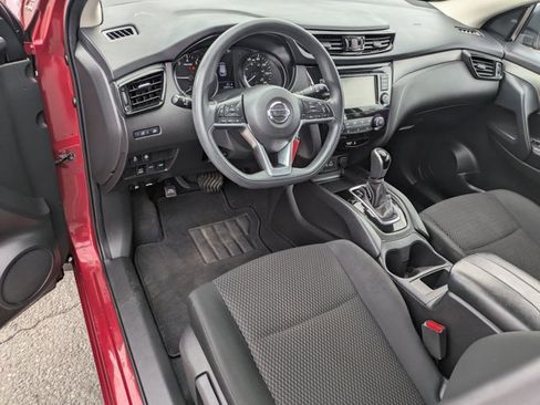 Used 2021 Nissan Rogue Sport S image 12