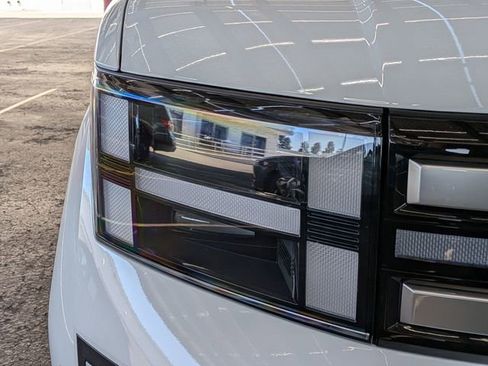 Used 2026 Hyundai Santa Fe SE image 6