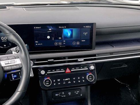Used 2025 Hyundai Tucson Limited AWD/4WD image 7