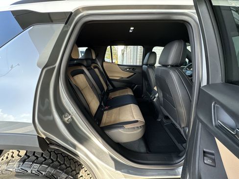 New 2026 Chevrolet Equinox ACTIV w/ Convenience Package III FWD image 26