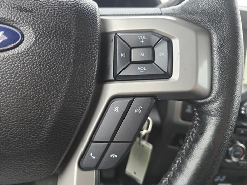 Used 2017 Ford F250 Lariat w/ Lariat Value Package AWD/4WD image 26
