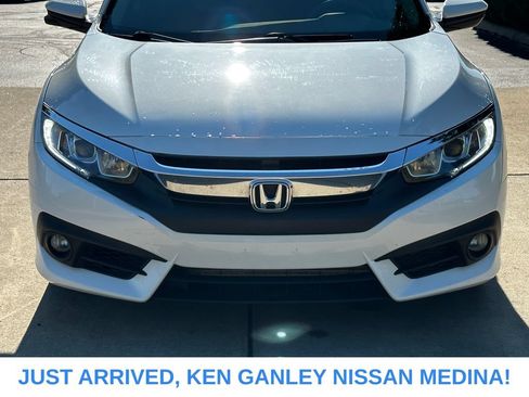 Used 2017 Honda Civic EX-T image 8