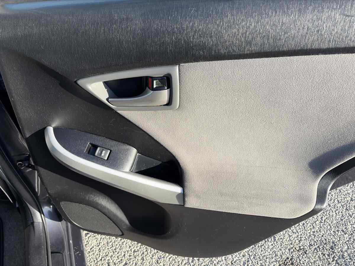 Used 2012 Toyota Prius Three FWD image 22