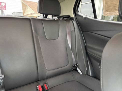 Used 2025 Buick Encore GX Preferred FWD image 36