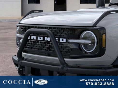 New 2026 Ford Bronco Badlands w/ Black Appearance Package AWD/4WD image 19