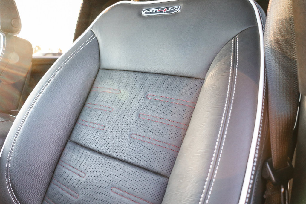 Used 2026 GMC Sierra 2500 AT4X AWD/4WD image 28