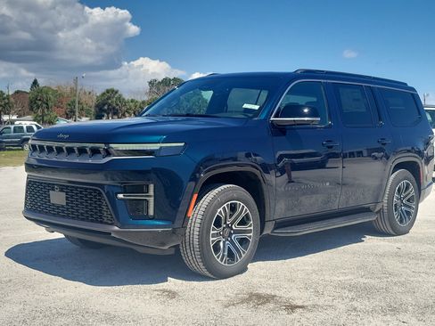 New 2026 Jeep Grand Wagoneer 2WD image 2