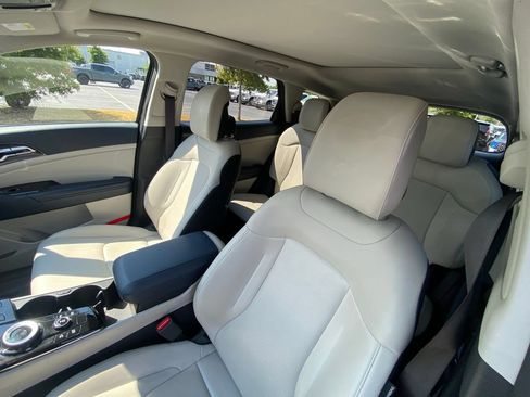 Used 2024 Kia Sportage EX w/ EX Premium Package AWD/4WD image 21