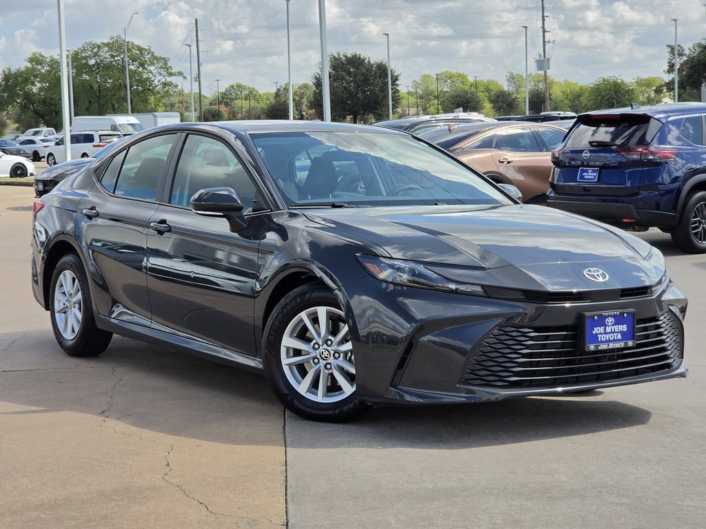 Used 2026 Toyota Camry LE FWD image 2