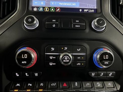 Certified 2019 GMC Sierra 1500 Denali w/ Denali Ultimate Package AWD/4WD image 18