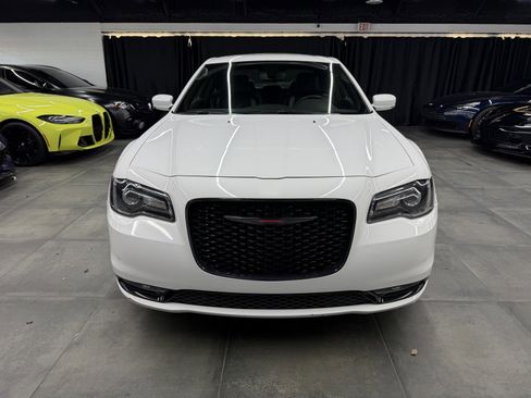 Used 2023 Chrysler 300 S image 10