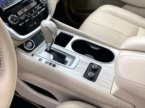 Used 2018 Nissan Murano Platinum FWD image 17