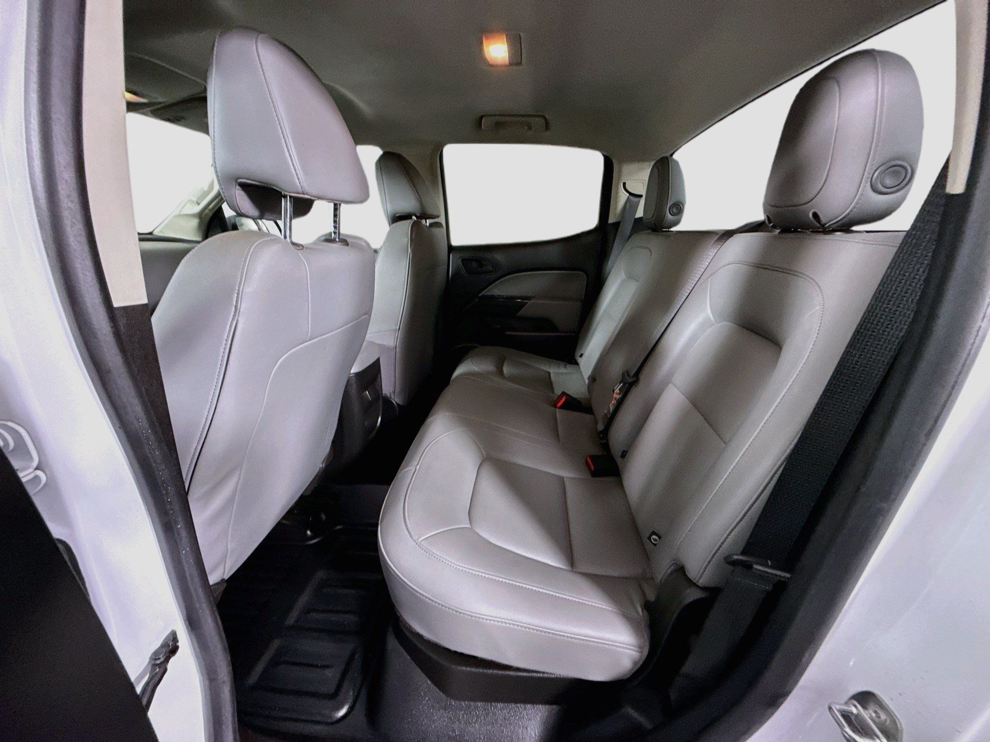 Used 2021 Chevrolet Colorado W/T RWD image 22