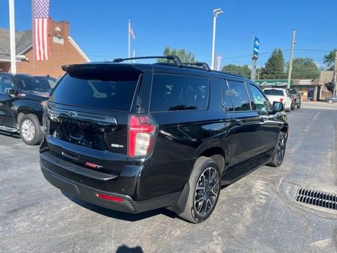 Used 2022 Chevrolet Suburban RST w/ Luxury Package image 3