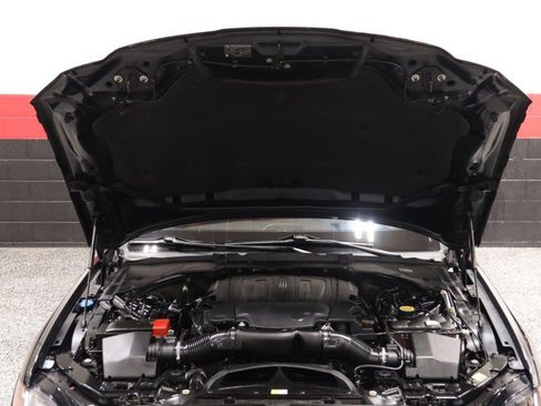 Used 2018 Jaguar XF First Edition AWD/4WD image 15