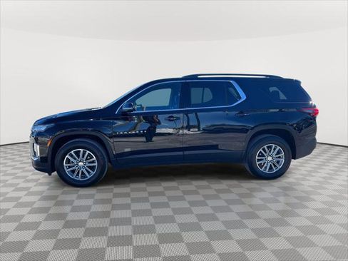 Used 2023 Chevrolet Traverse LT image 8
