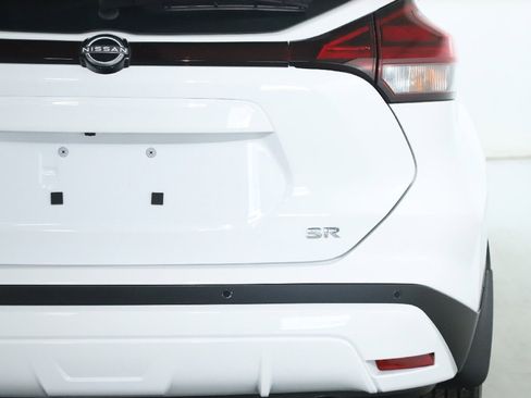 Certified 2024 Nissan Kicks SR image 43