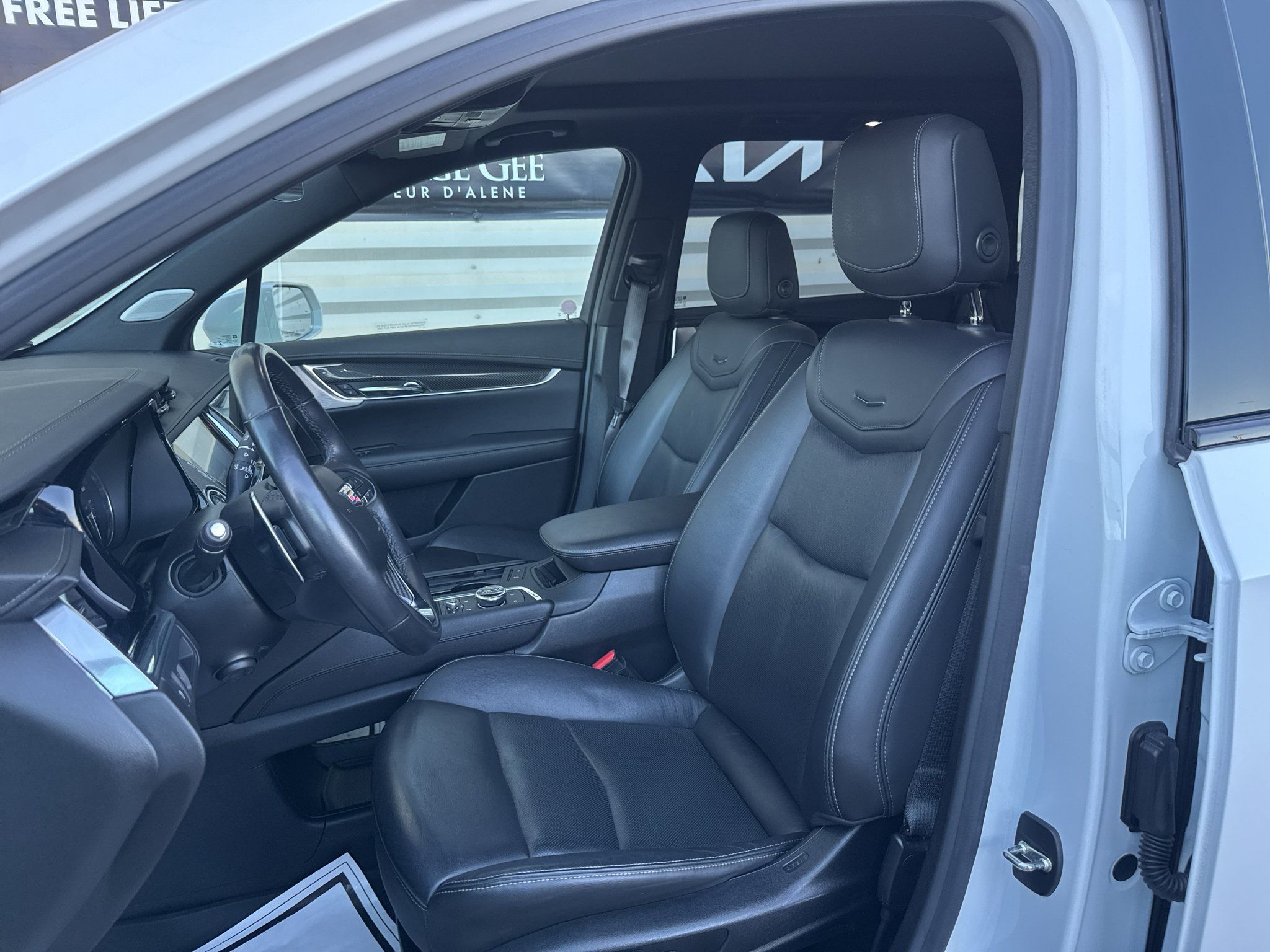 Used 2020 Cadillac XT6 Sport AWD/4WD image 11