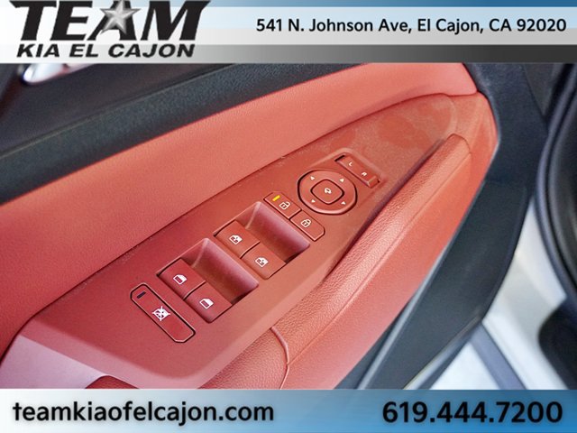 New 2026 Kia Sportage SX FWD image 32
