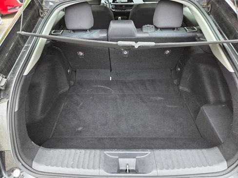 Used 2024 Toyota Prius LE FWD image 8