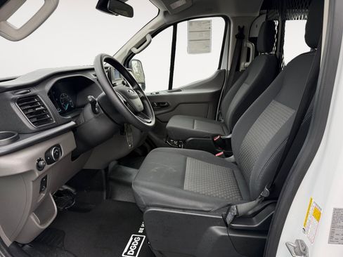 Used 2024 Ford Transit 250 Low Roof w/ Exterior Upgrade Package image 10