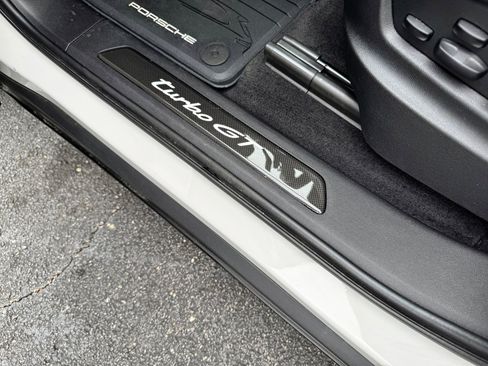 Used 2024 Porsche Cayenne Turbo GT AWD/4WD image 31