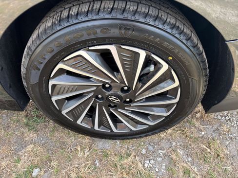 Used 2025 Hyundai Sonata SEL image 32