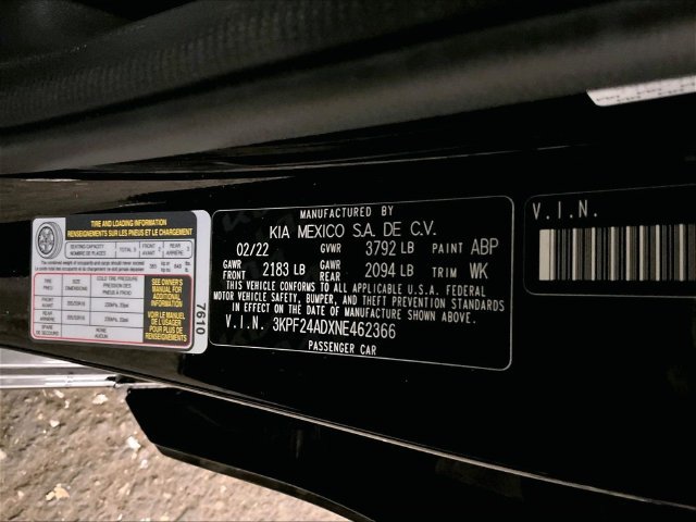 Used 2022 Kia Forte LXS FWD image 32