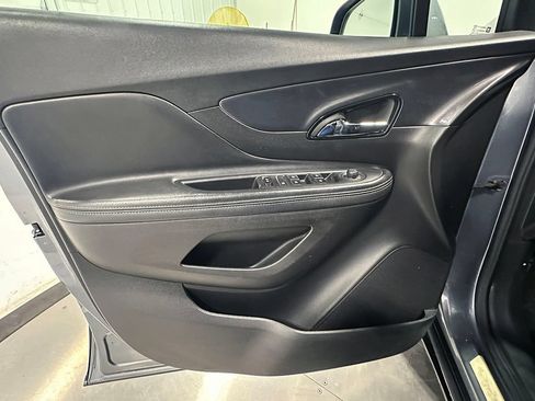 Used 2019 Buick Encore Preferred FWD image 18