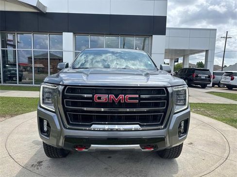 Used 2021 GMC Yukon AT4 image 2