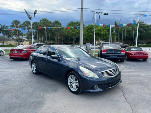 Used 2010 INFINITI G37 Sedan RWD image 2