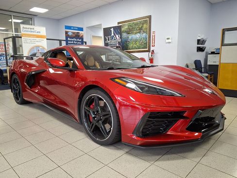 Used 2022 Chevrolet Corvette Stingray Premium Conv w/ Z51 Performance Package RWD image 1